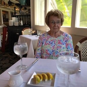 Meet your Posher, Myrna